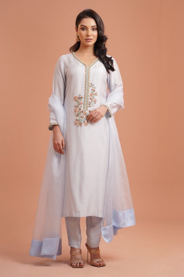 Kameez-Raw silk, Pant-Raw Silk,Dupatta: Organza